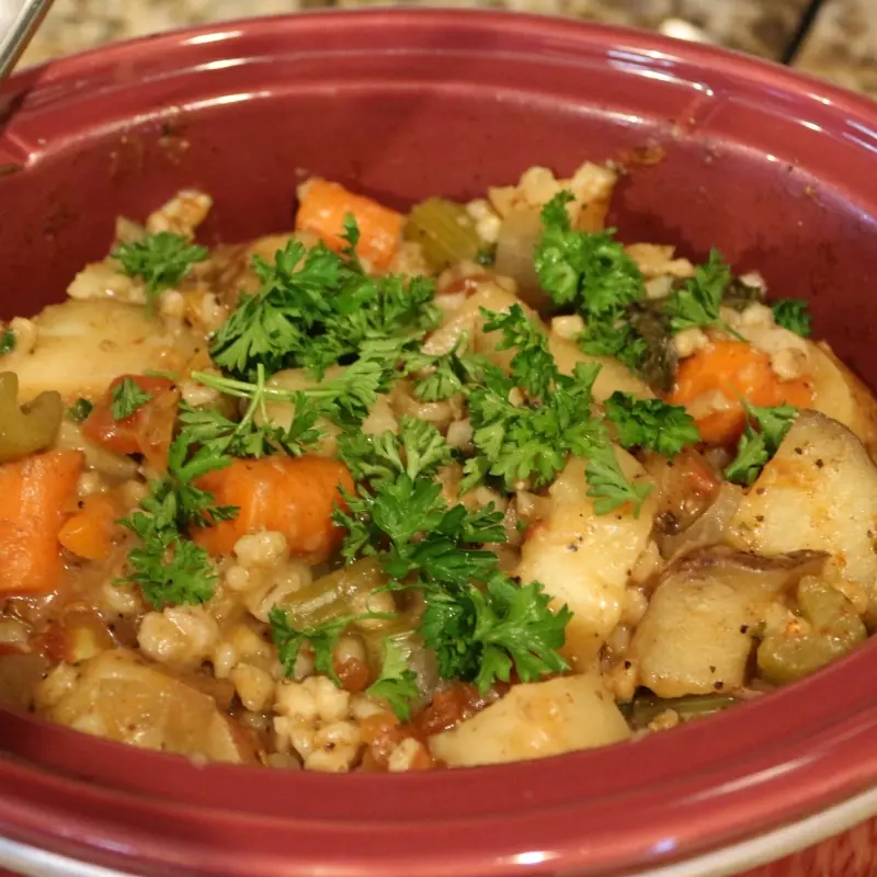 Slow Cooker Beef and Barley Stew