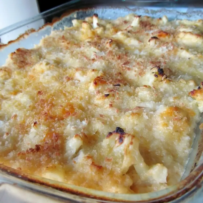 Cheesy Cauliflower Bake