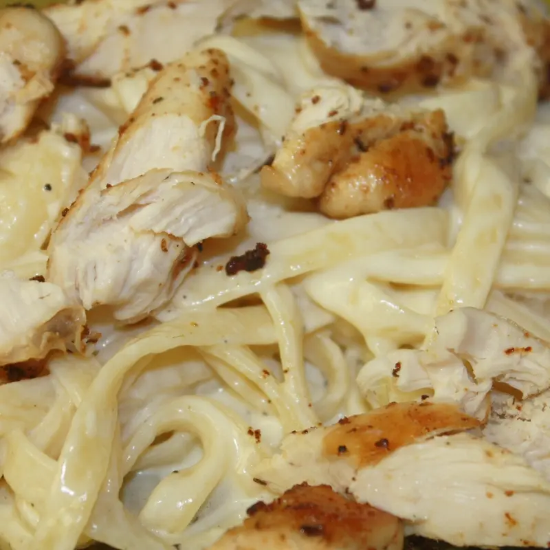 Fettuccine Alfredo With Chicken