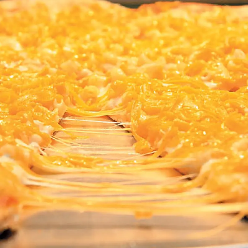 Macaroni and Cheese Pizza