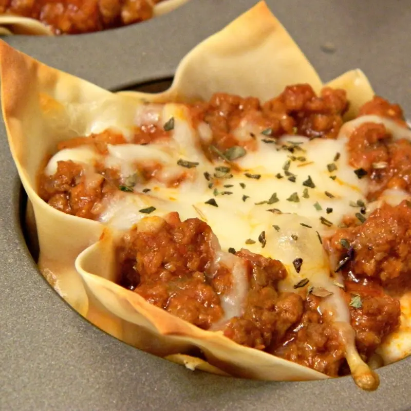 Muffin Tin Mini Lasagnas