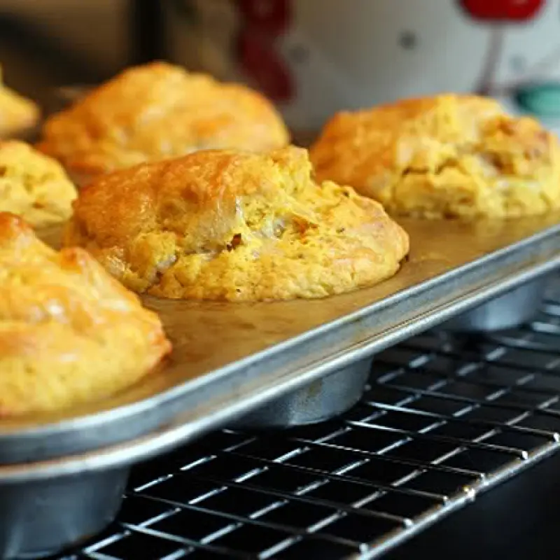 Pumpkin Cheddar Muffins