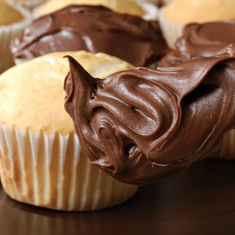 Super Creamy Chocolate Frosting