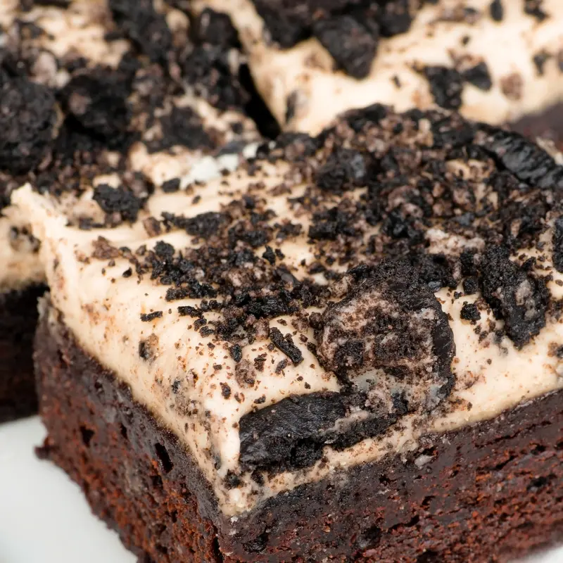 Cookies and Cream Brownie Squares