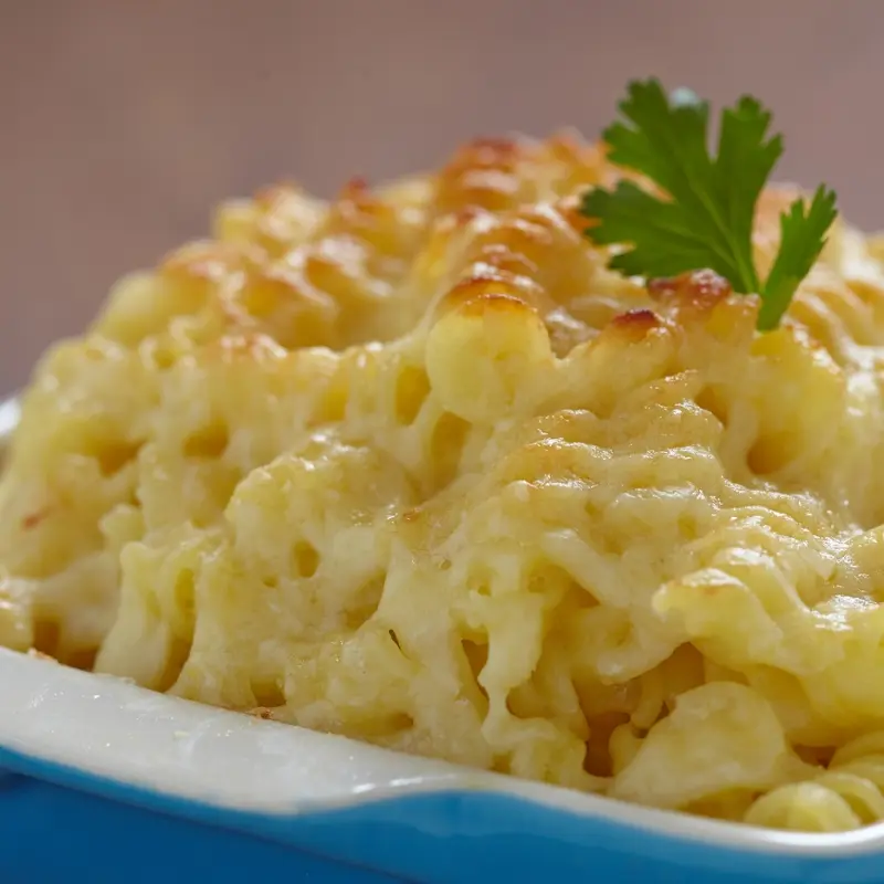 Cheesy Baked Mac and Cheese