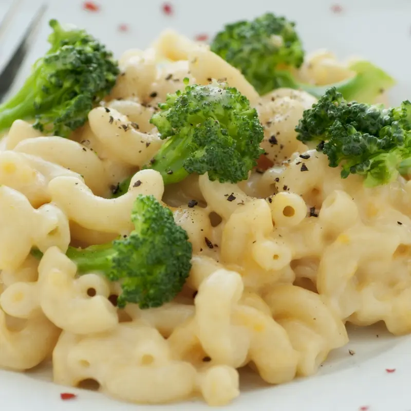Mac and Cheese with Broccoli Bites