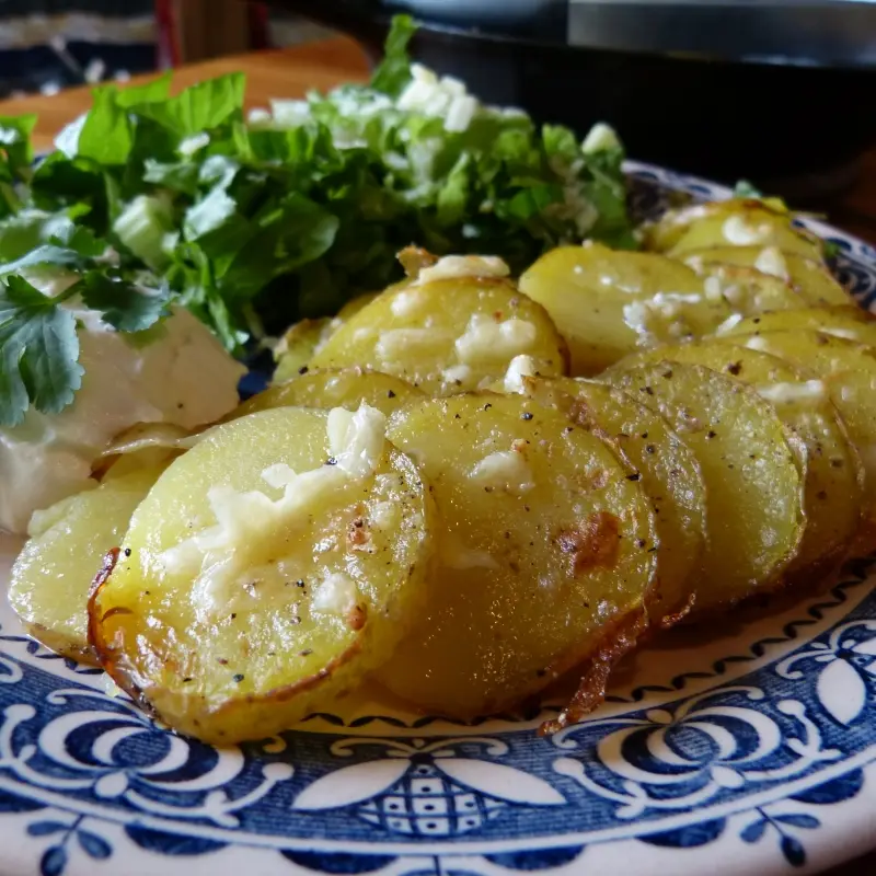 Baked Garlic Butter Potato Rounds