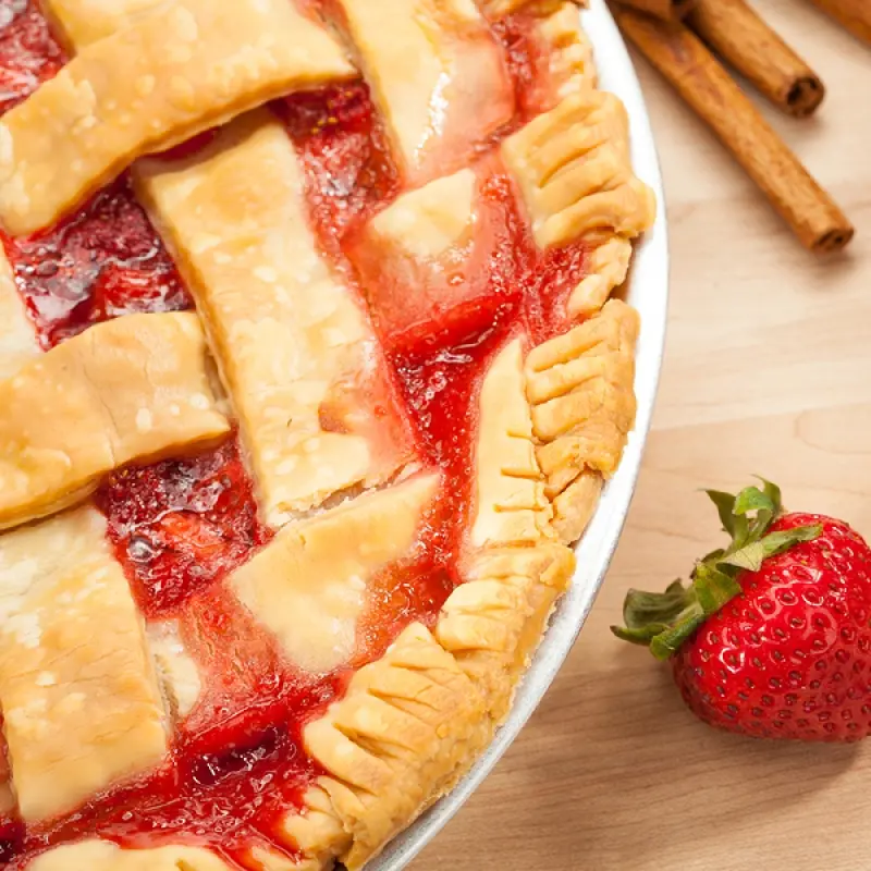Juicy Homemade Strawberry Pie